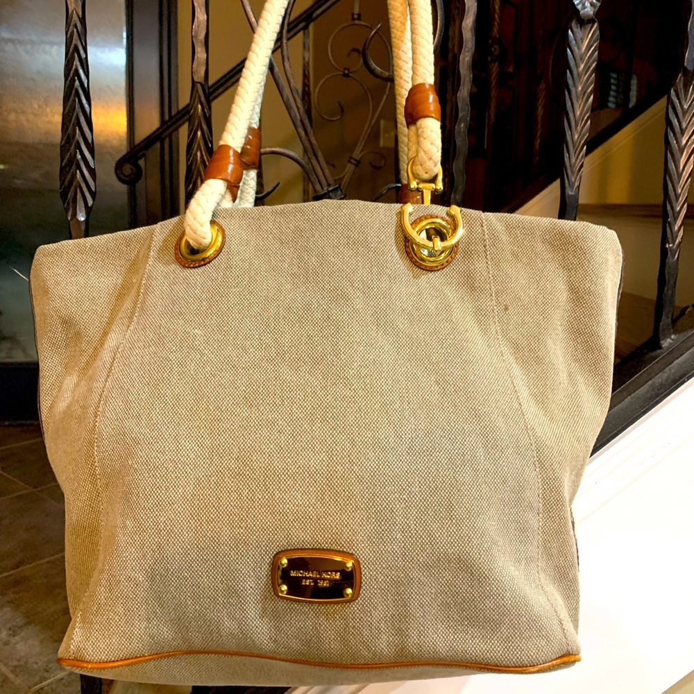 Micheal Kors Tote